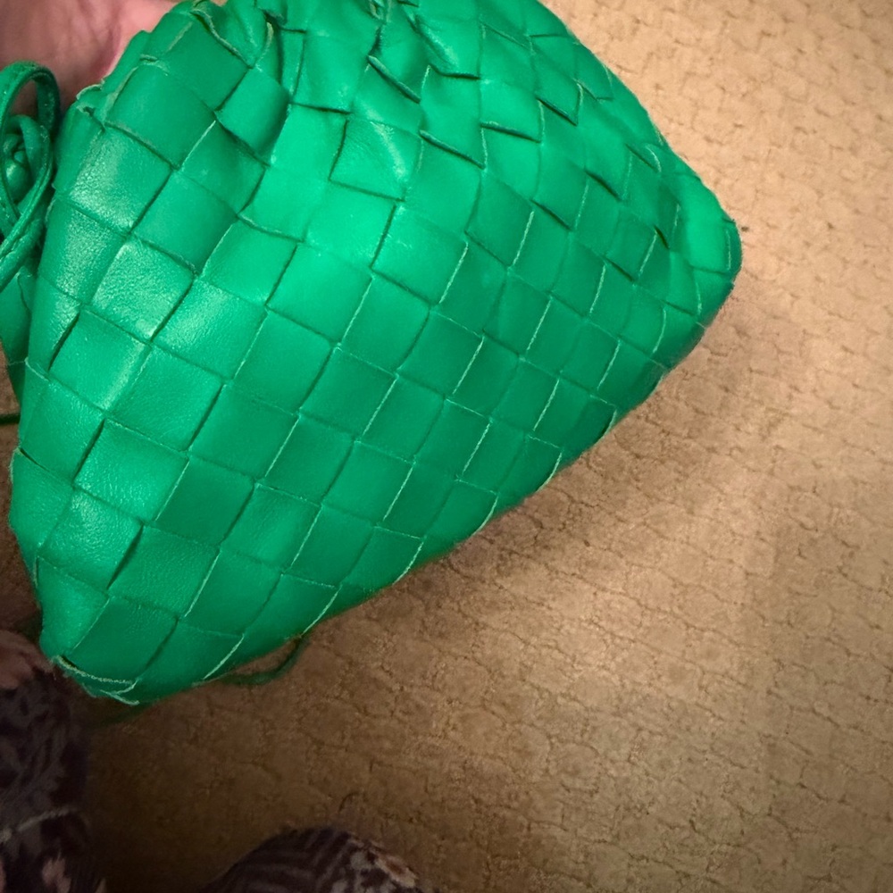 Bottega Veneta Intrecciato Woven Pouch/Clutch/Crossbody Bag - Picture 6 of 9